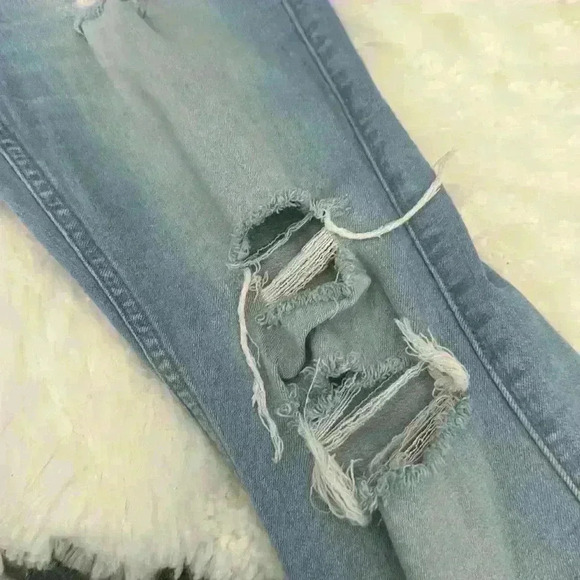 HOLLISTER Skinny Fit Advanced Stretch Light Wash Distressed Women 28 (length 30) - Picture 12 of 14